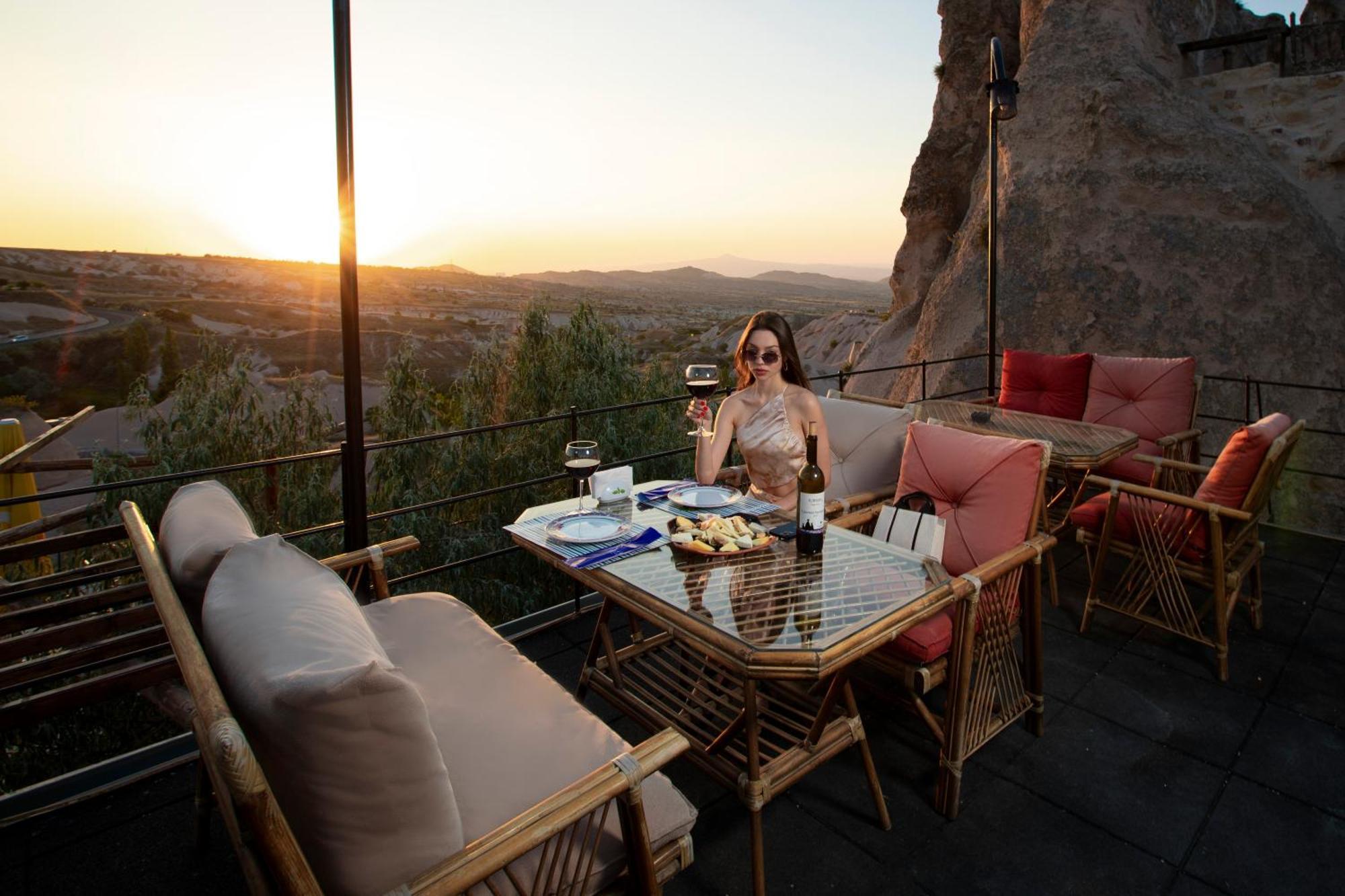 Cappadocia Fairy Chimneys Selfie Cave Hotels - Special Class Uchisar Luaran gambar